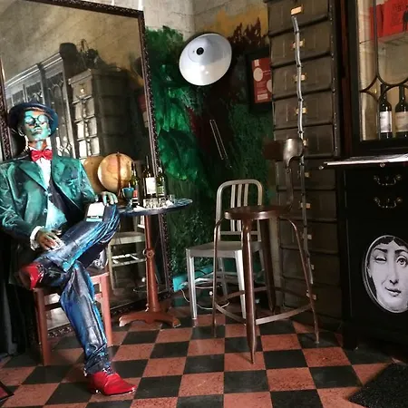 ホテル The Pessoa リスボン